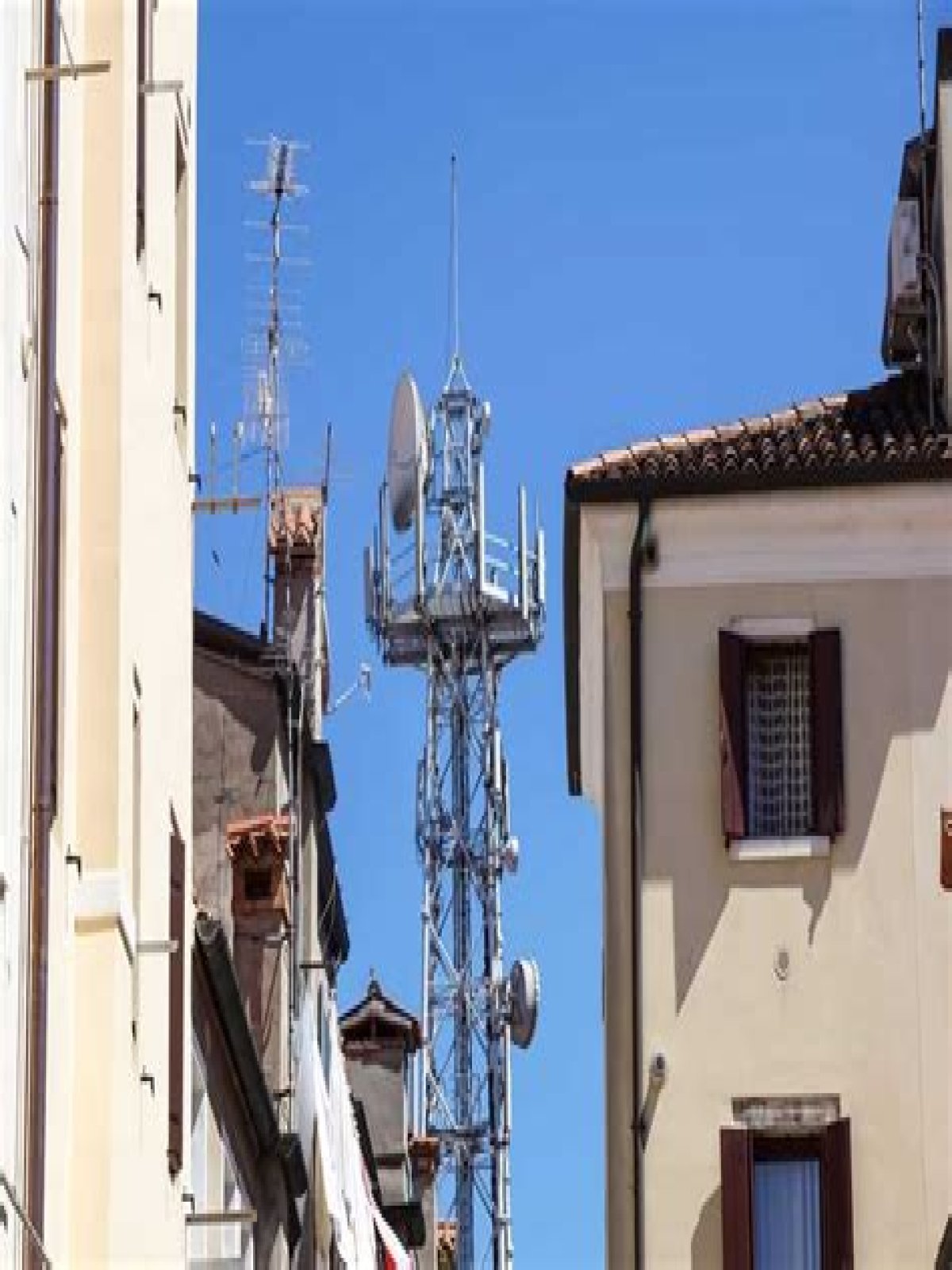 What are the disadvantages of a cell phone tower?