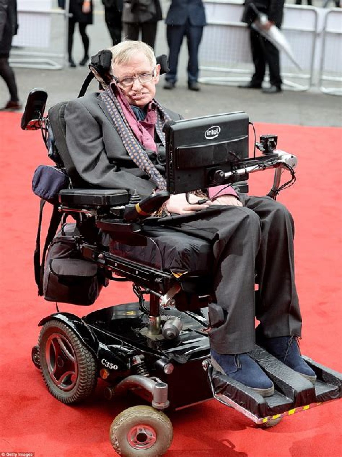 When stephen hawking died?